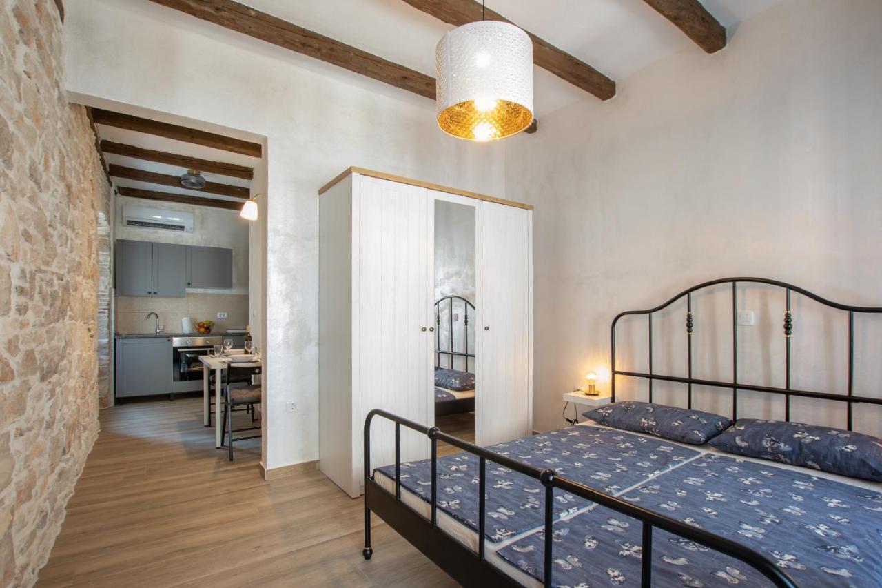 Apartments Nesatcium 普拉 外观 照片